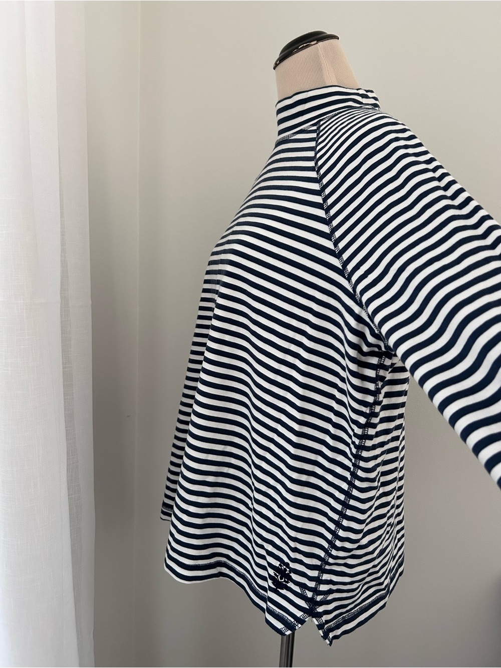 ☀️NEW Free People Movement Restoration Yarn Dye Navy & White Stripe Layer. Small - Picture 9 of 16